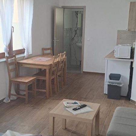 Sara1 Apartman Bród Kültér fotó