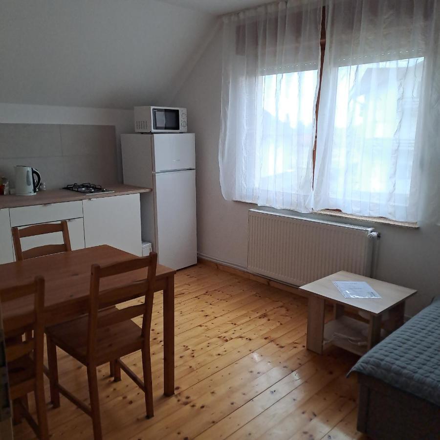 Sara1 Apartman Bród Kültér fotó