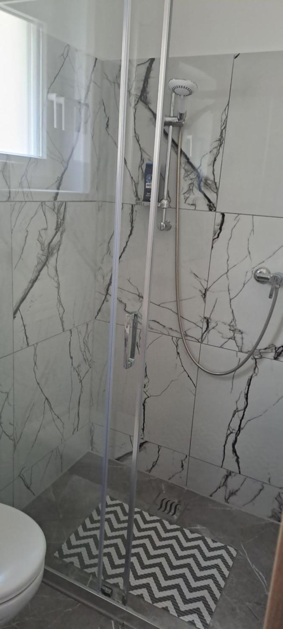 Sara1 Apartman Bród Kültér fotó